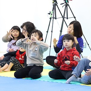 特定非営利活動法人 手話言語獲得習得支援研究機構（NPOこめっこ）