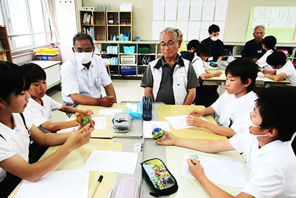 井原市立県主小学校