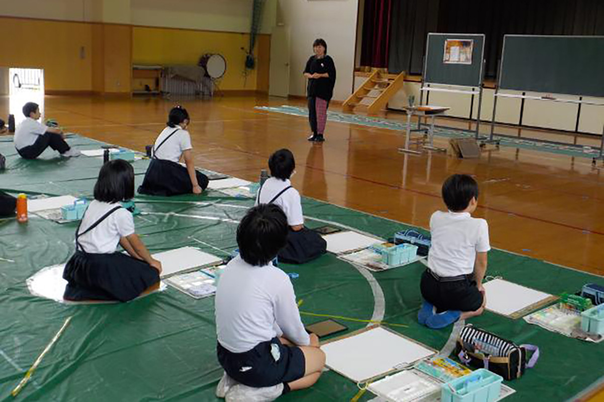 講師による授業の様子